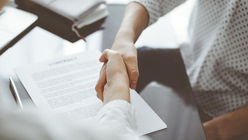 Requisitos Legales para Contratar Menores de 16 Años